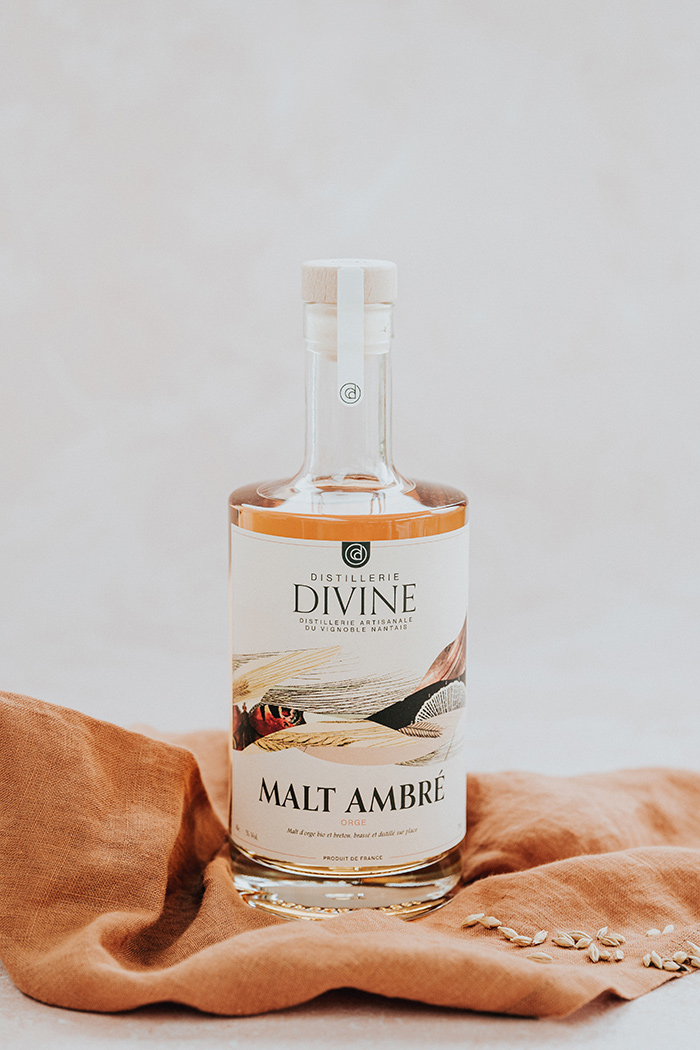 Étiquette de malt ambré, Distillerie Divine